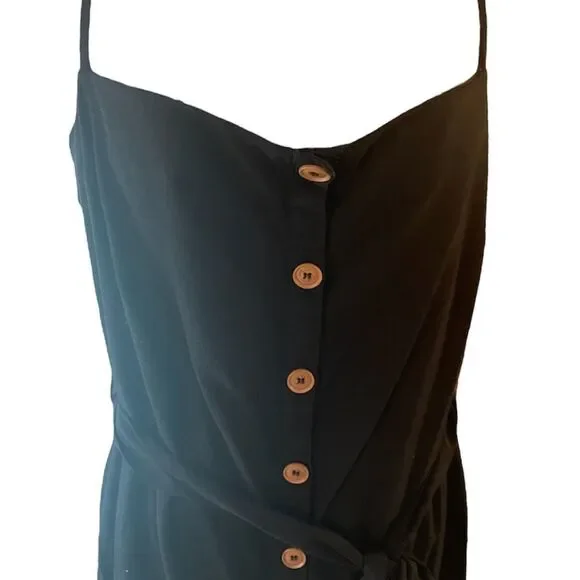 City Chic | Plus Wild Buttons Dress - Picture 2 of 10